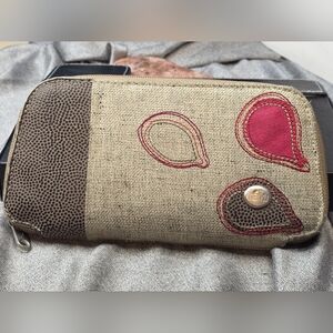 Haiku Wallet With RFID Block (Missing Wristlet Strap)